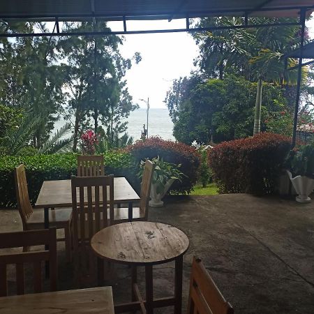 Maddy'S Kitchen And Accomodation Gisenyi Buitenkant foto