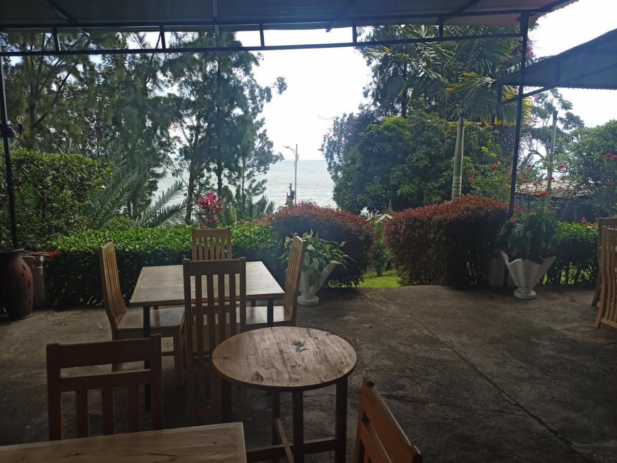 Maddy'S Kitchen And Accomodation Gisenyi Buitenkant foto